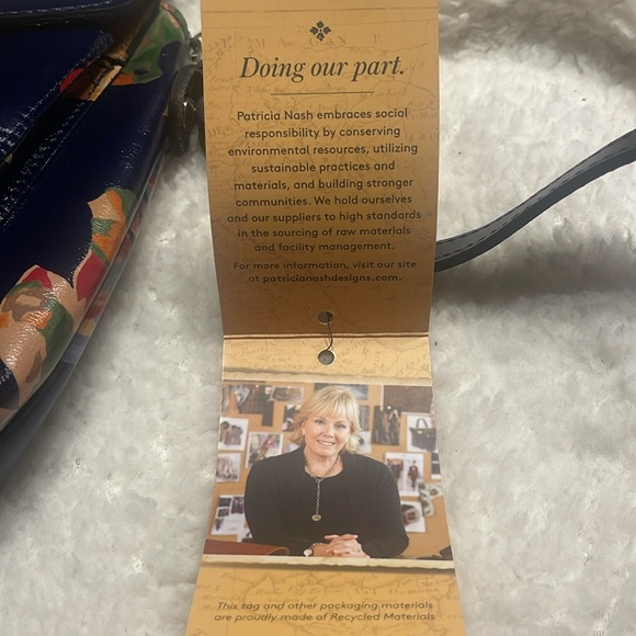 BRAND NEW Patricia Nash crossbody bag with tan cloth dust bag - Picture 12 of 12